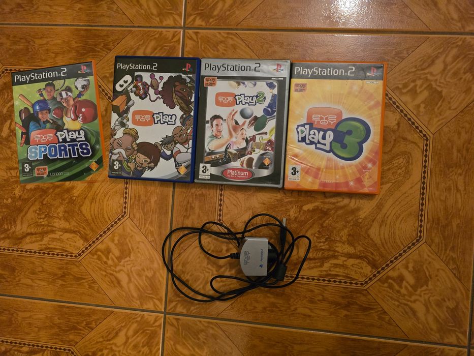 Camera + 4 jogos eye toy play e sports para playstation 2 / ps2