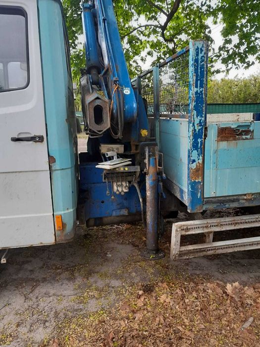 samochód ciężarowy HDS Mercedes- Benz/814 D