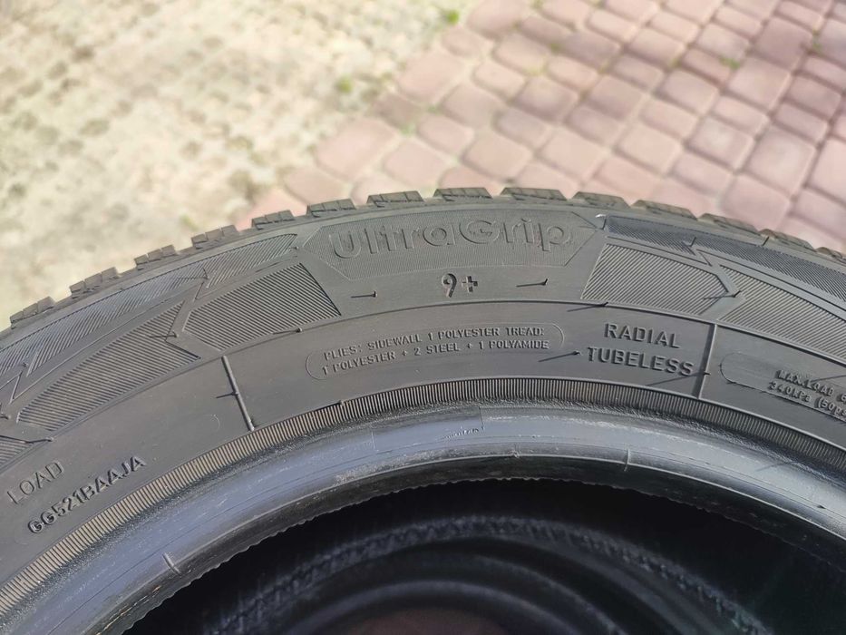 Шини Goodyear UltraGrip 9+ 195/65 R15 95T зима 7мм 2020p