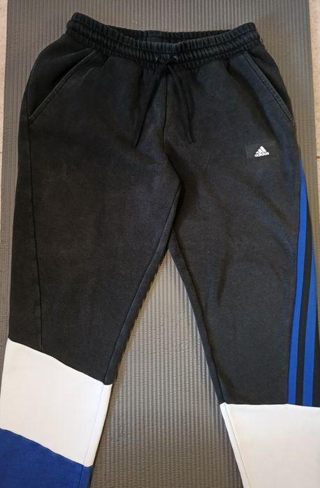 Чоловічий костюм Adidas M