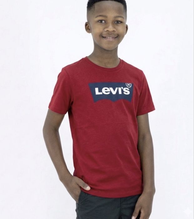 Нова футболка Levis 13-15 років