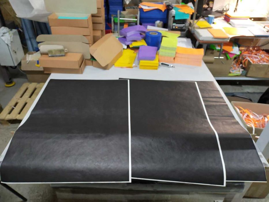 Тайвек чорний у листах 700*100 мм, колір крафт та інші . Tyvek