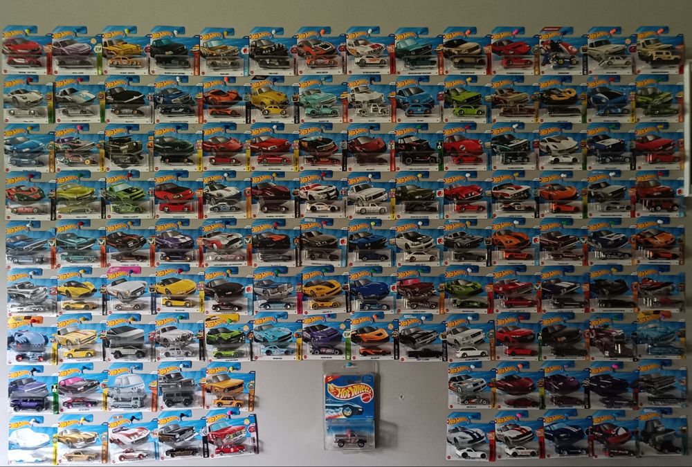 Modele hot wheels (198 sztuk)