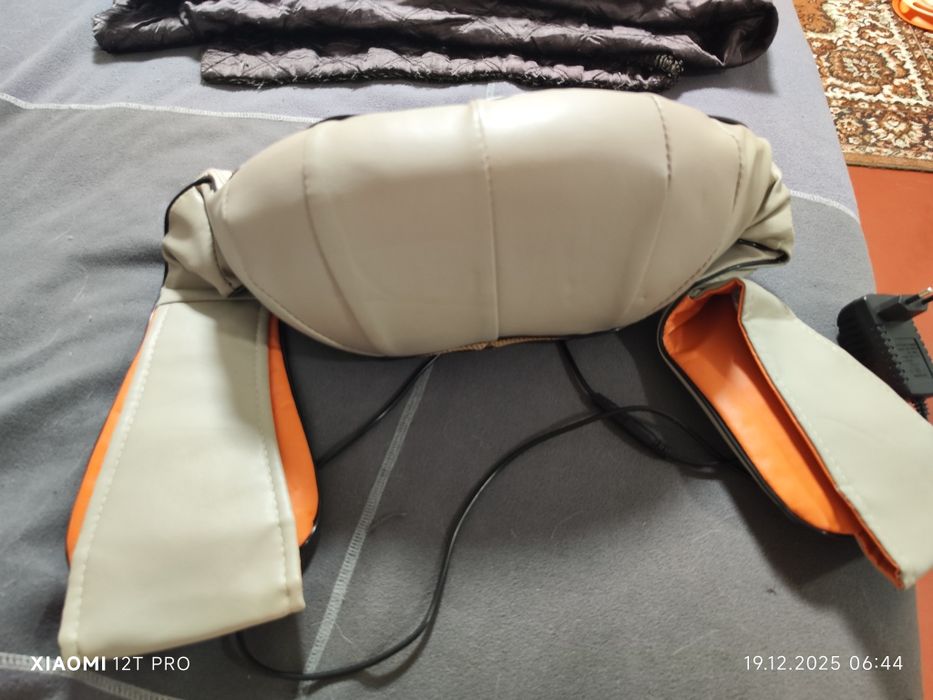 Продам Массажер Neck kneading (6 режимов) для шеи и спины