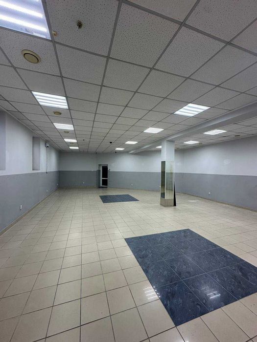 Оренда комерційного приміщення біля ЦУМу Прикарпаття