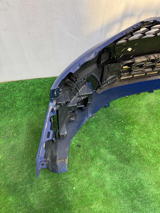 Audi A4 B9 бампер s-line наявність