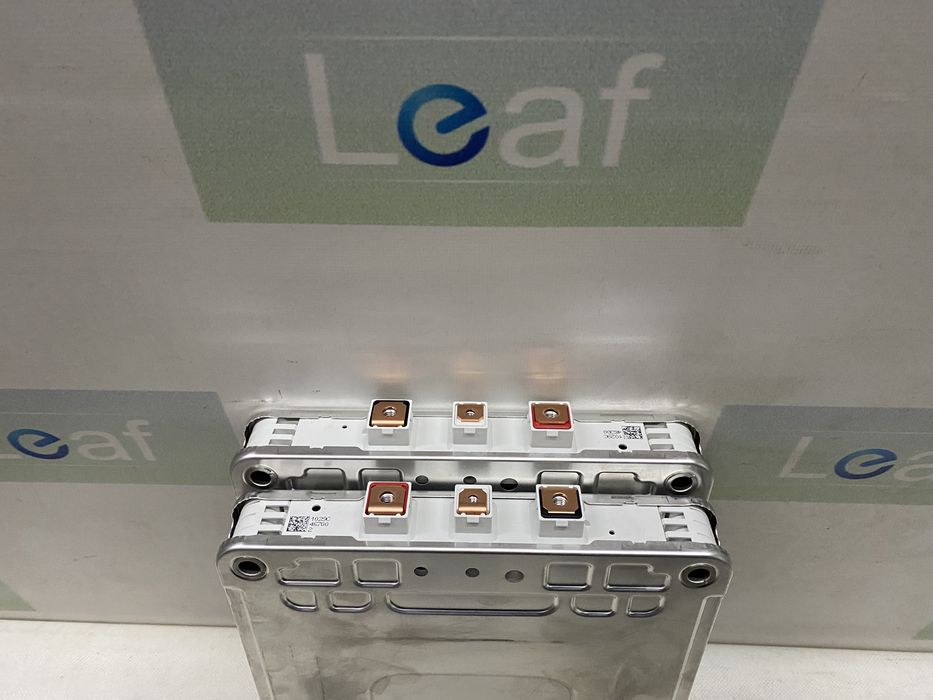 Ячейки банки від акумулятора батареї до Nissan Leaf Ніссан Ліф