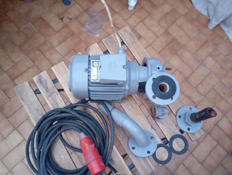 Motor de rega trifásico