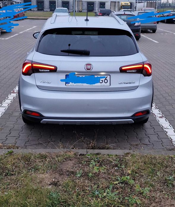 Fiat cross 2021 rok