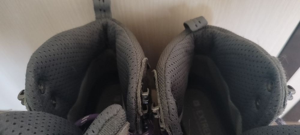 Трекинговые ботинки Mountain Warehouse