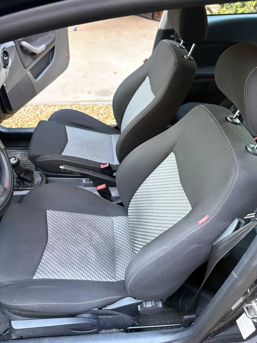 Samochód Seat Ibiza 6L