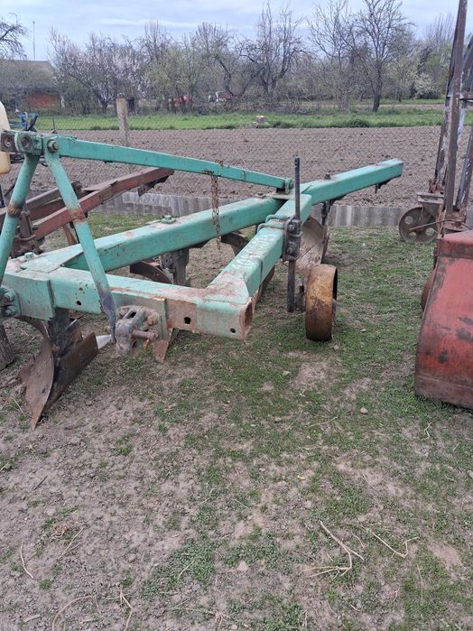 Продам Плуги ПЛН 5.35