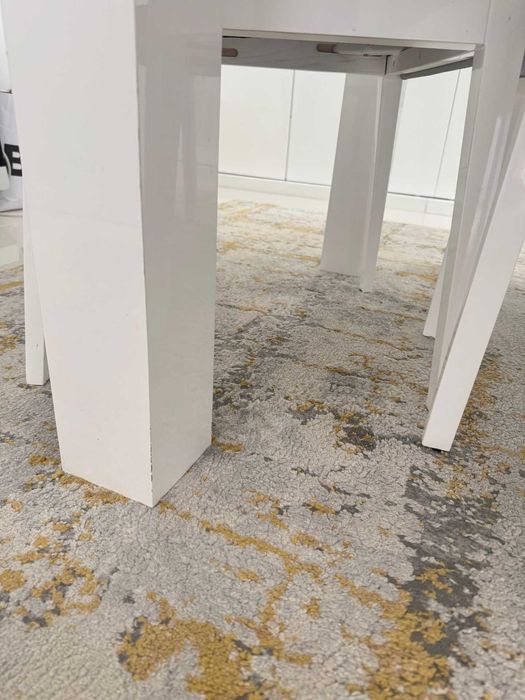 mesa extensivel +  8 cadeiras lacado de  branco