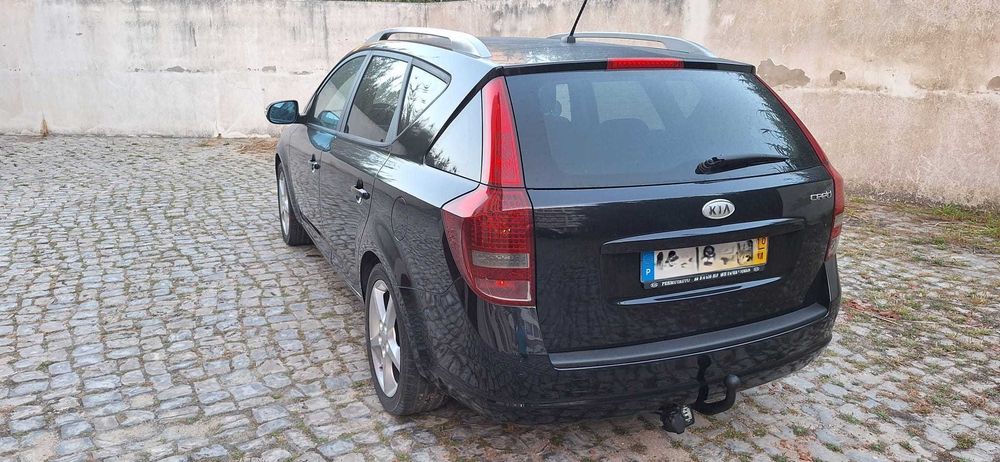 Kia Ceed SW — fotografia 4