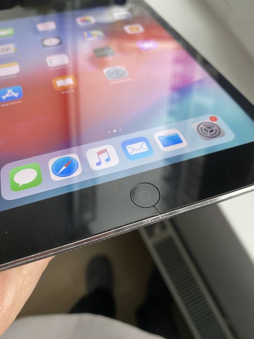 ipad mini 2 32gb - купити планшети - Ціна на OLX.ua