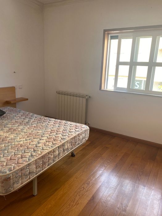 Quarto para arrendamento em Braga com despedas incluidas