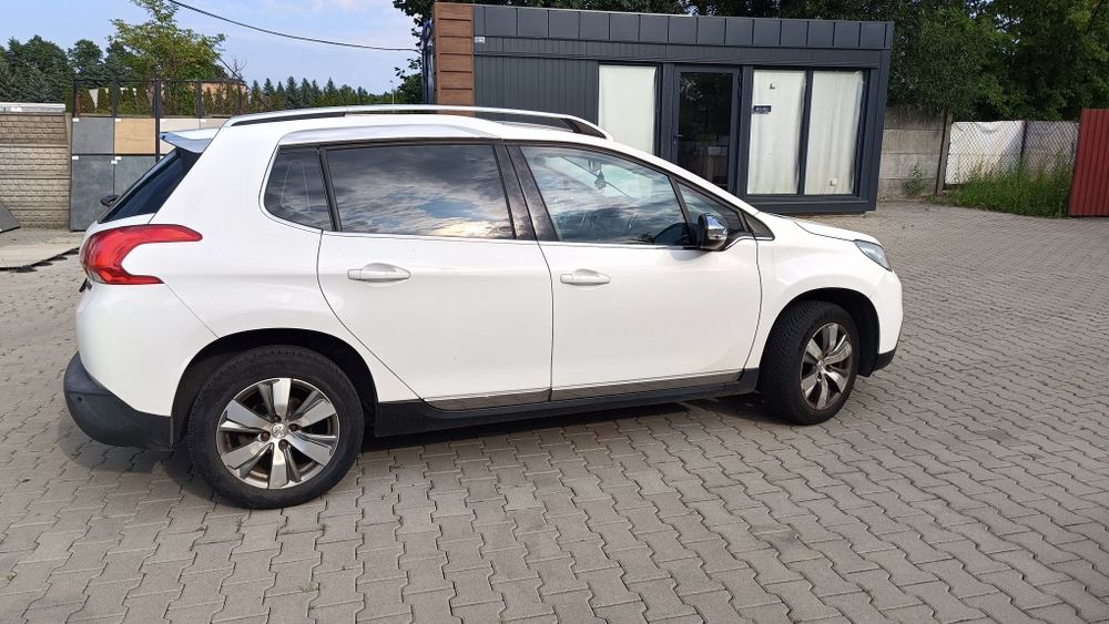 Peugeot 2008 Benzyna 1.2 2013r Stan bdb Zadbany Bez wkładu.