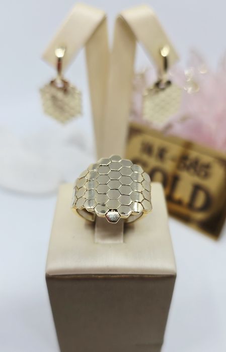 Złoty pierścionek plaster miodu ruchome zdobienie próba 585 14k  R 17