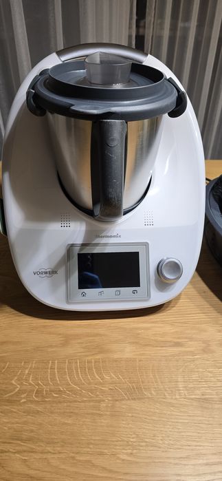 Sprzedam thermomix tm5