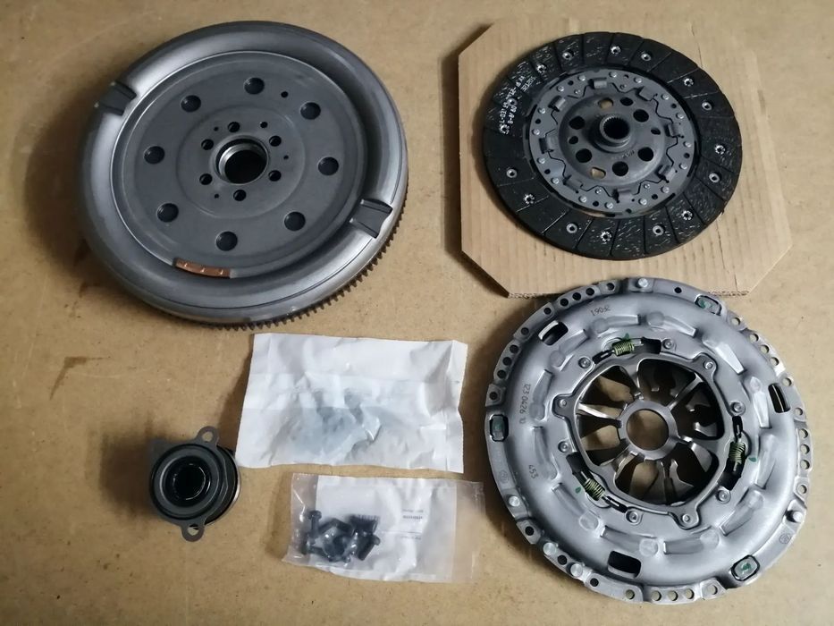 Kit de Embraiagem - Ford Focus MKI e Transit Connect 1.8 TDCI