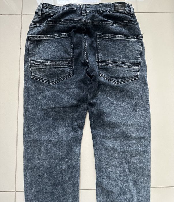 Spodnie jeansowe RESERVED rozmiar 152 szare regulacje w pasie