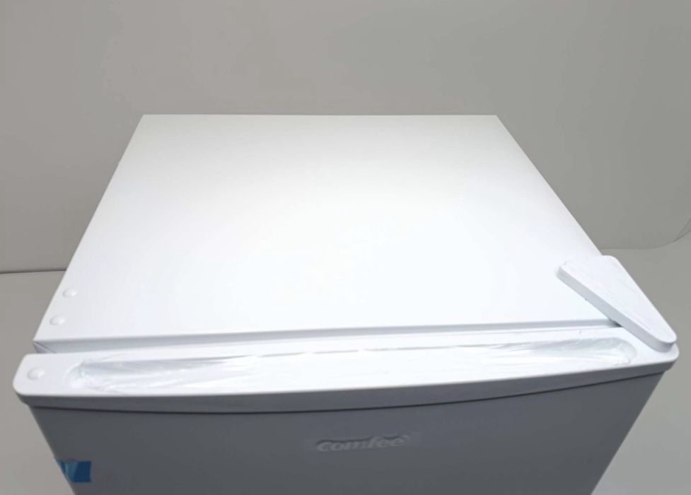 Lodówka jednodrzwiowa Comfee RCD50WH2