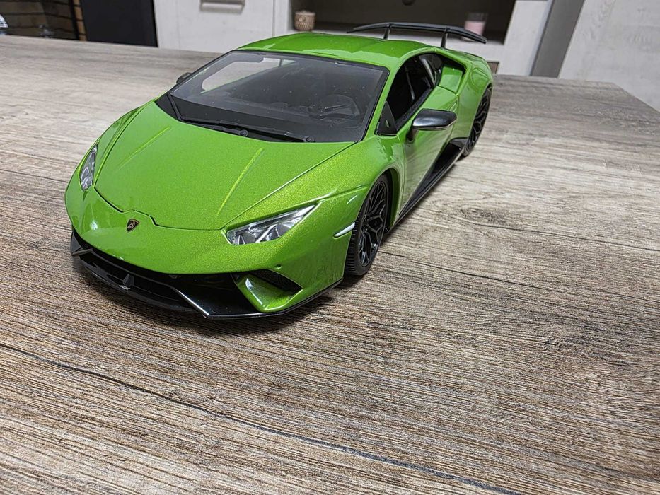 Lamborghini Huracán Performante 1:18 Maisto