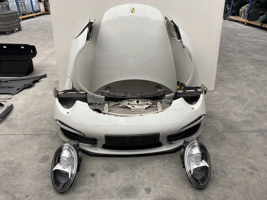 Porsche 911 991.2 GTS бампер передний  разбор 992 991 запчасть деталь