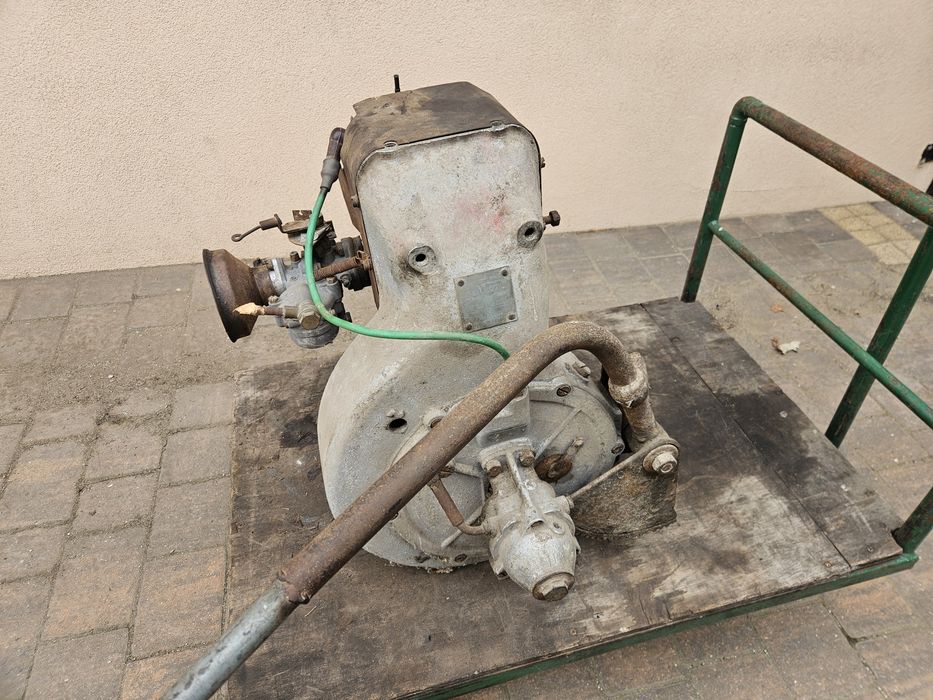 Silnik dzik s82 1956r.