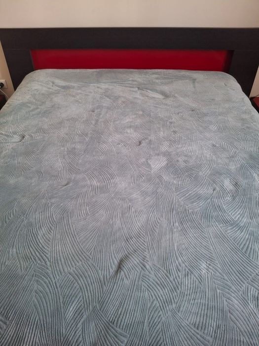 Mobília cama casal e mesas de cabeceira