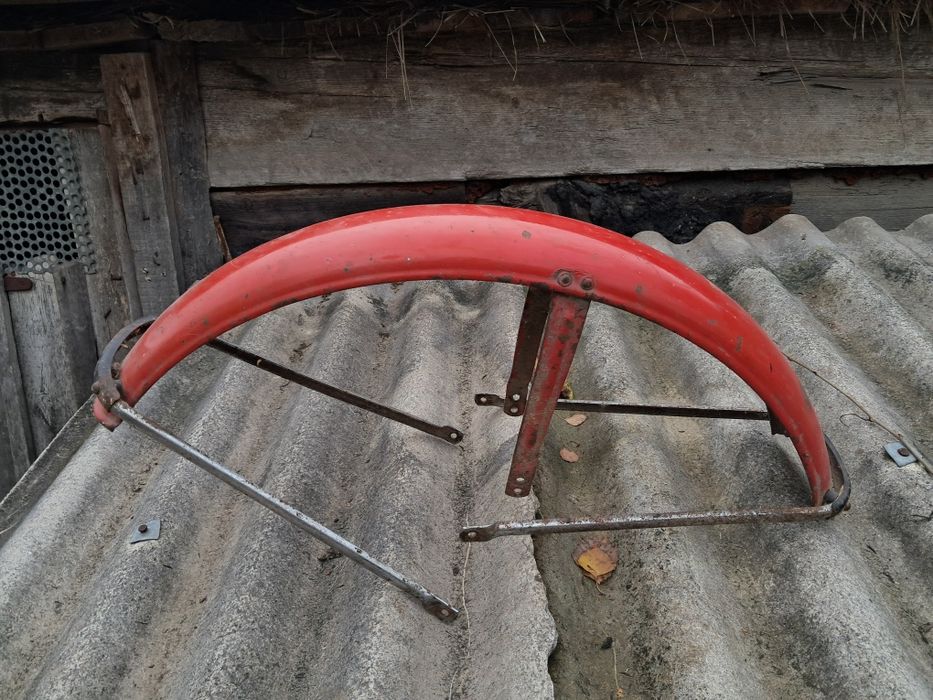 Переднее крыло Минск 125 6в