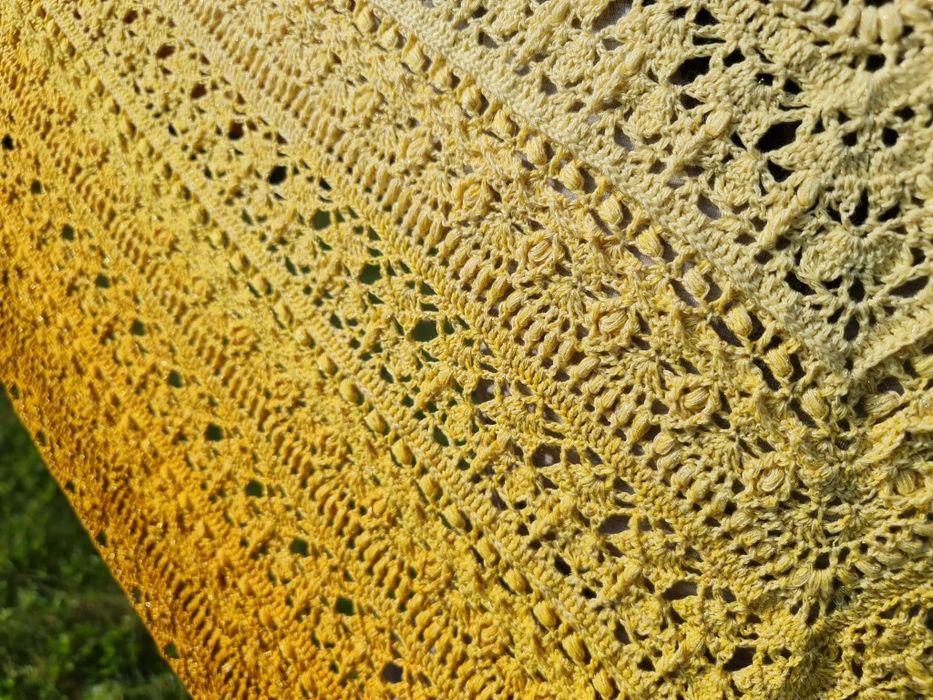 chusta robiona ręcznie na szydełku Wachlarzy czar