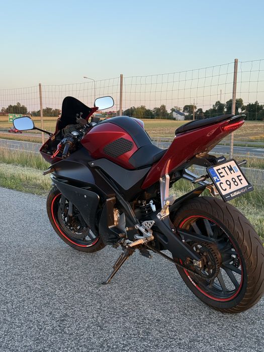 Yamaha YZF R-125