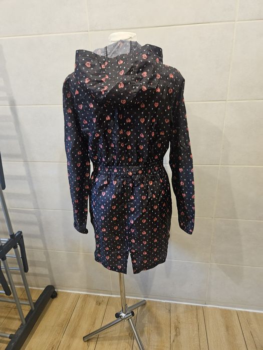 Płaszcz w serduszka kropki damskie g21 kaptir kieszenie taliowany