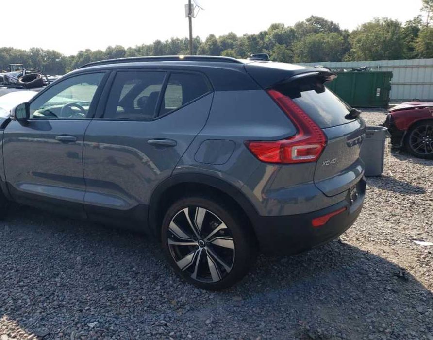 Кришка багажника VOLVO XC40 ляда пята дверь шрот розборка вольво
