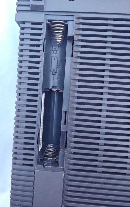 Радіоприймач всехвилевий Philips D2999 / Magnavox D2999 (radio радіо AM, FM, SW або LW)