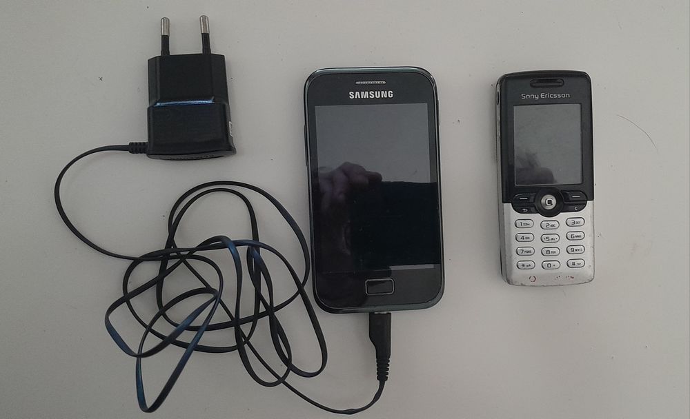 Telemóveis para peças