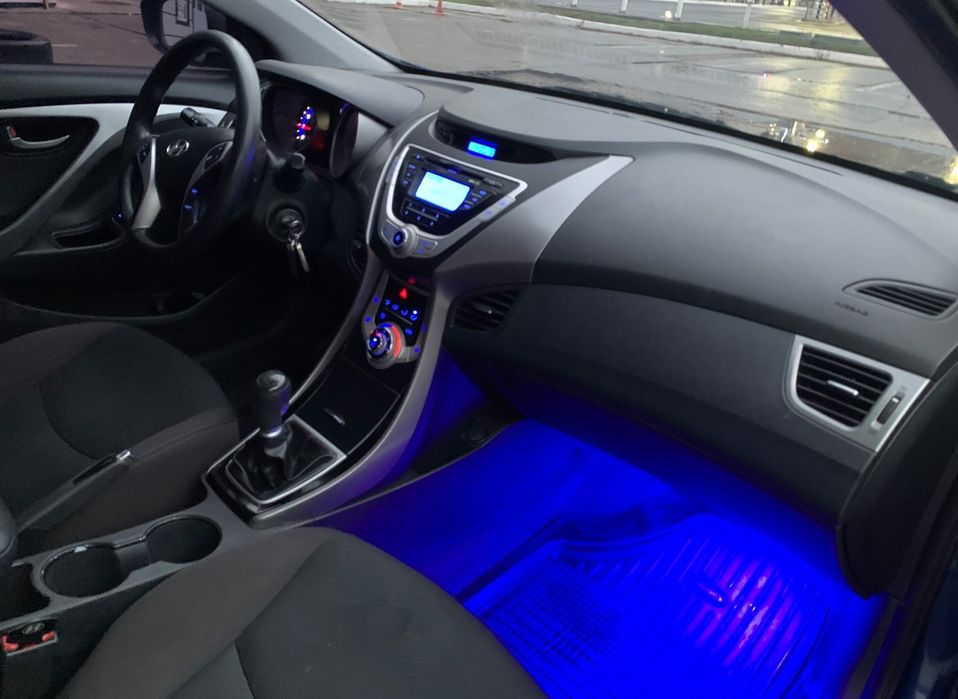 Hyundai Elantra  2013г.  ИДЕАЛ!
