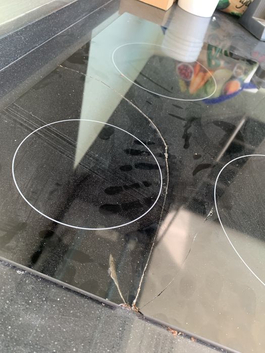 Placa de Indução IKEA (funciona-rachada)