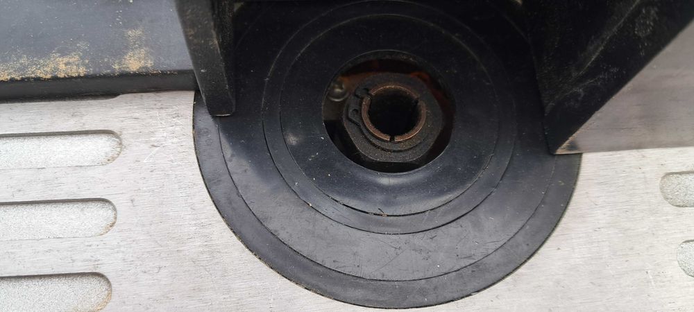 Настільний фрезерний станок WALTER Tisch-Fräsmaschine MR40