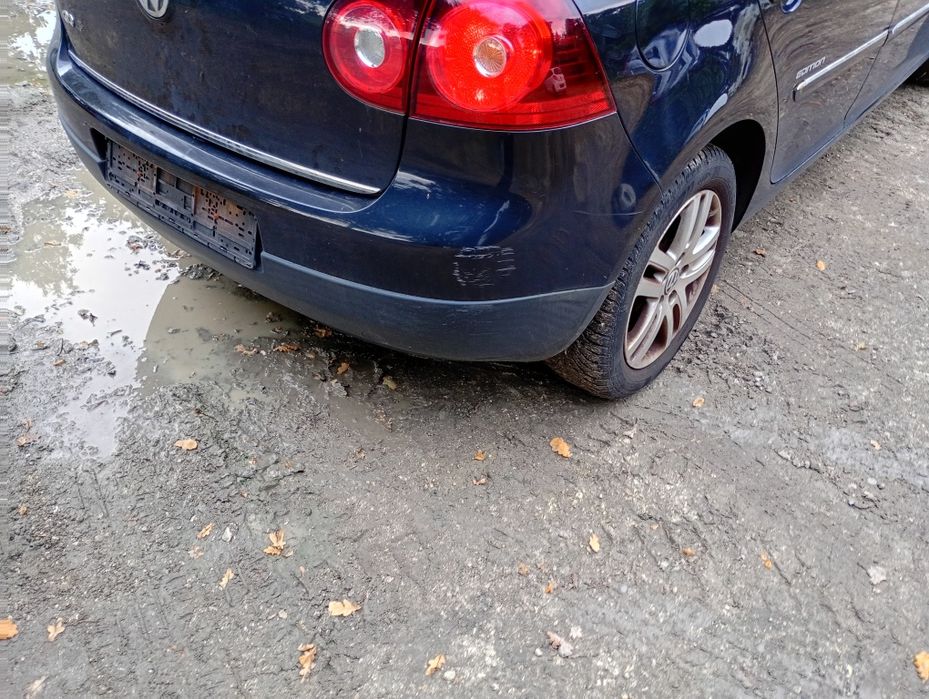 Zderzak tył VW golf 5