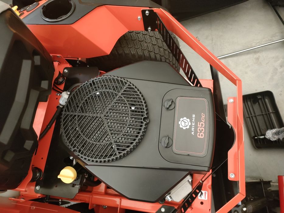 traktor Kosiarka zero-skręt Ariens Edge 42" dostępny od ręki