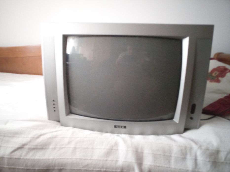 Televisor GXK usado64171739232387120