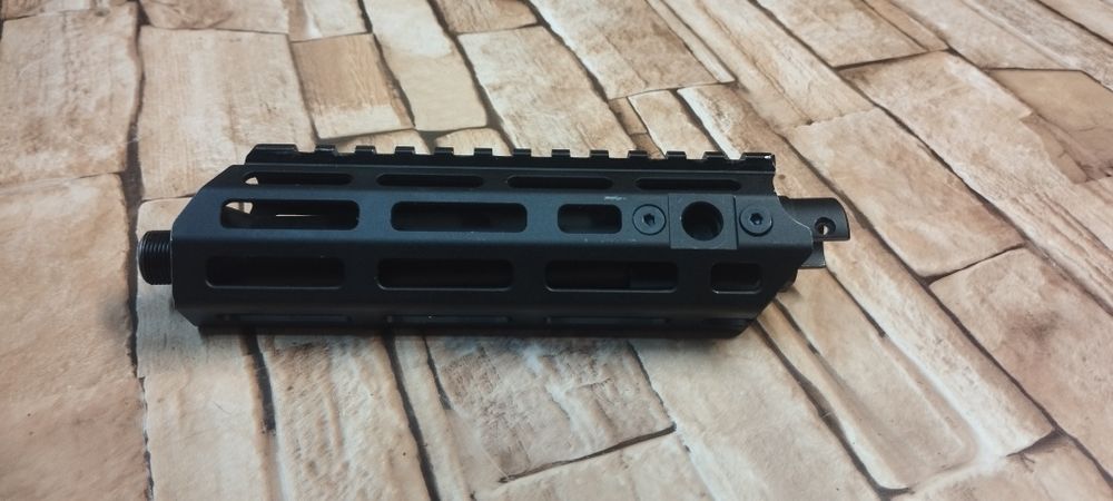 Handguard Action Army para AAP-01 (Material Airsoft)