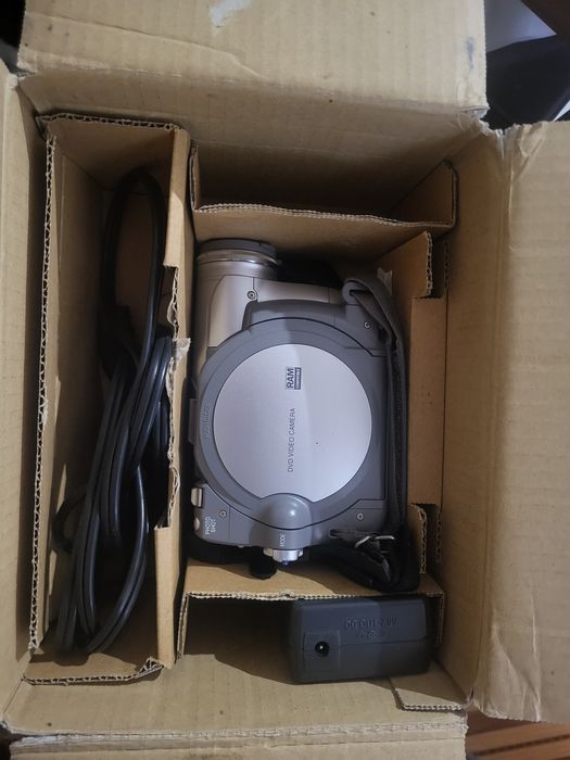 Відеокамера Panasonic VDR-M53 — Made in Japan