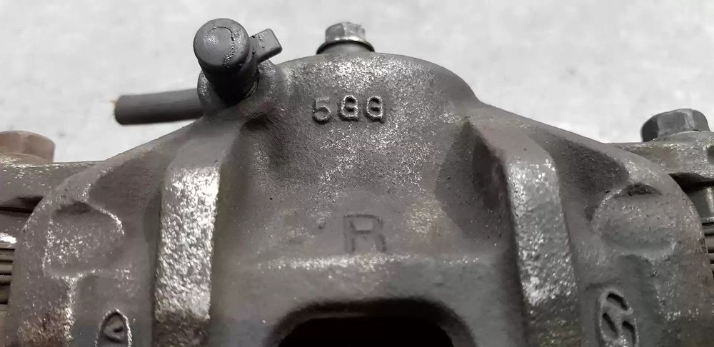 PINÇA TRAVÃO FRONTAL DIREITA KIA CARENS IV 2017 -58190A4A17