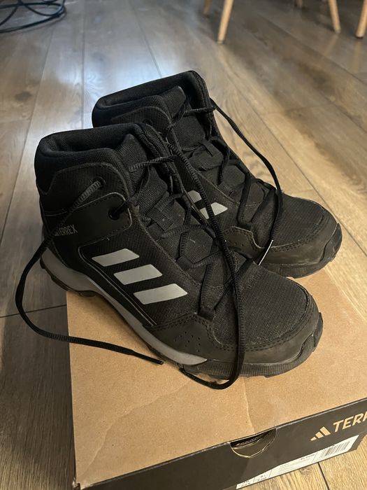 Buty zimowe chlopięce Adidas Terrex Hyperhiker Mid k r.36
