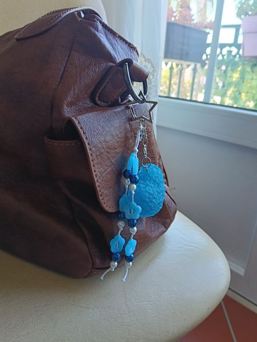 Bag charm artesanal coração