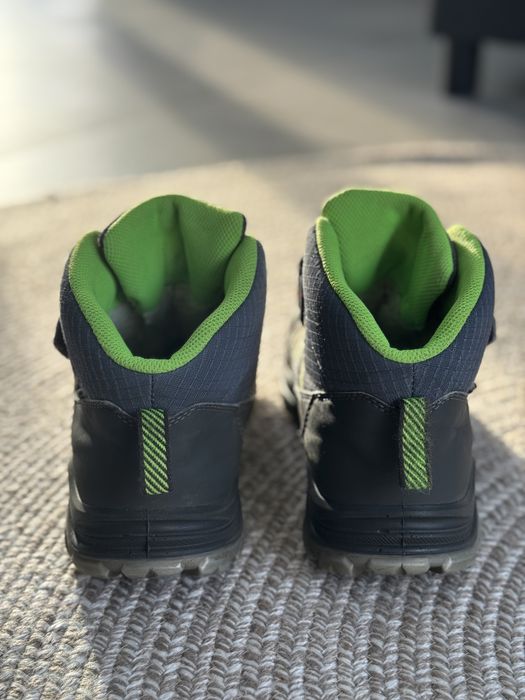 Зимові оригінальні черевики Superfit Gore-Tex,р.39(25,5 см)для хлопця