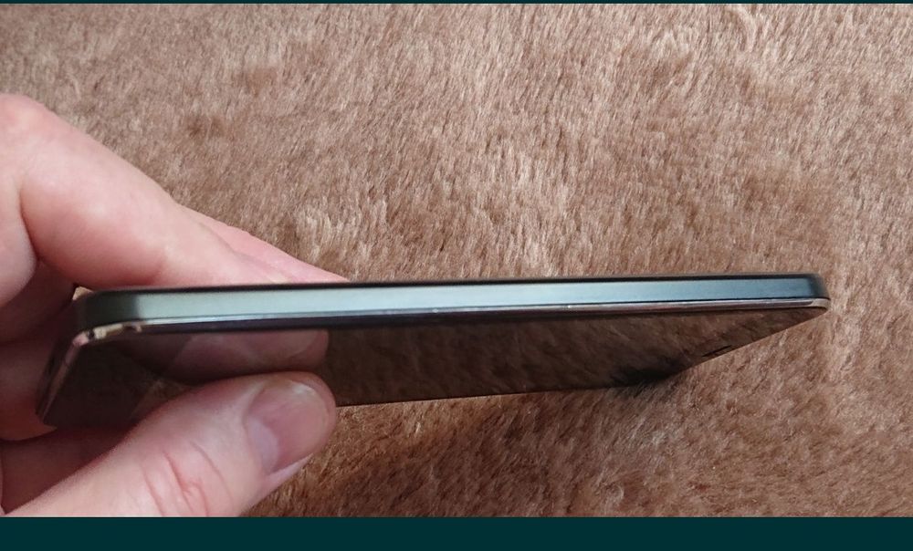 Сматфон
BLACKVIEW A7
Непоганий смартфон, був подарований бабусі, але д